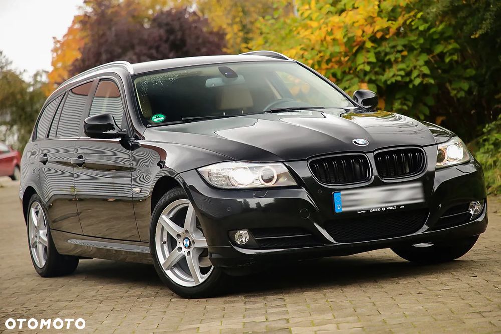 BMW Seria 3 318i - 1