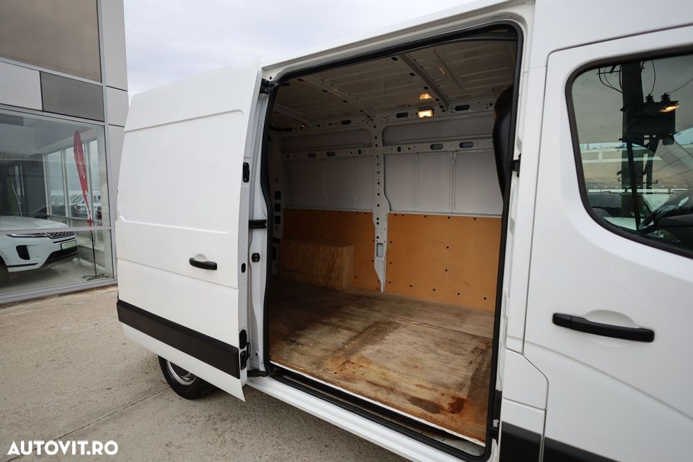 Renault Master L2H2 - 11