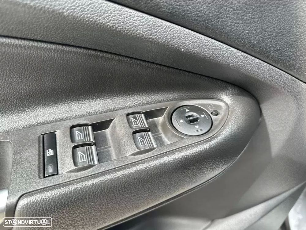 Ford Kuga 1.5 TDCi ST-Line Limited Edition - 47