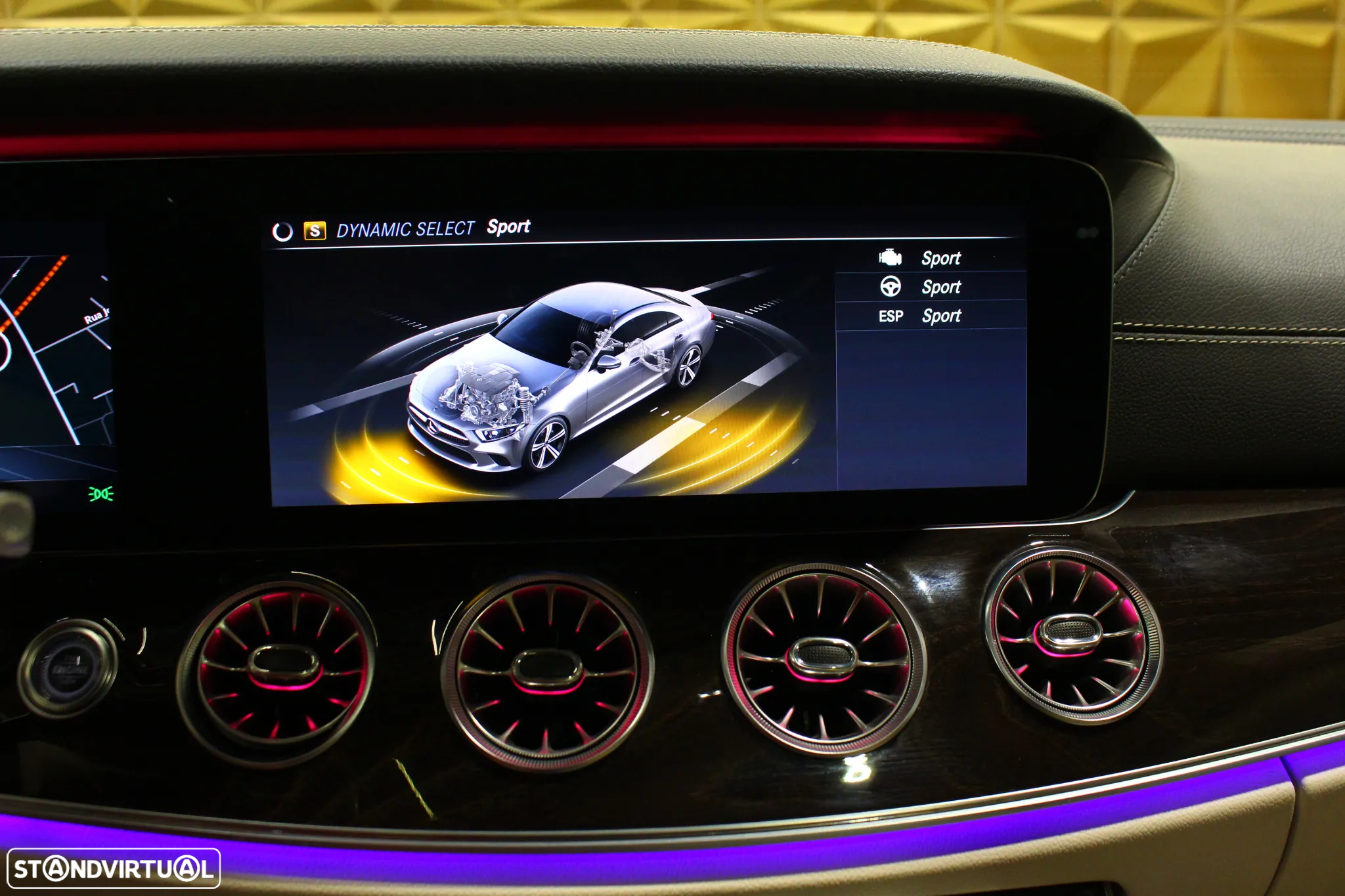 Mercedes-Benz CLS 300 d - 31