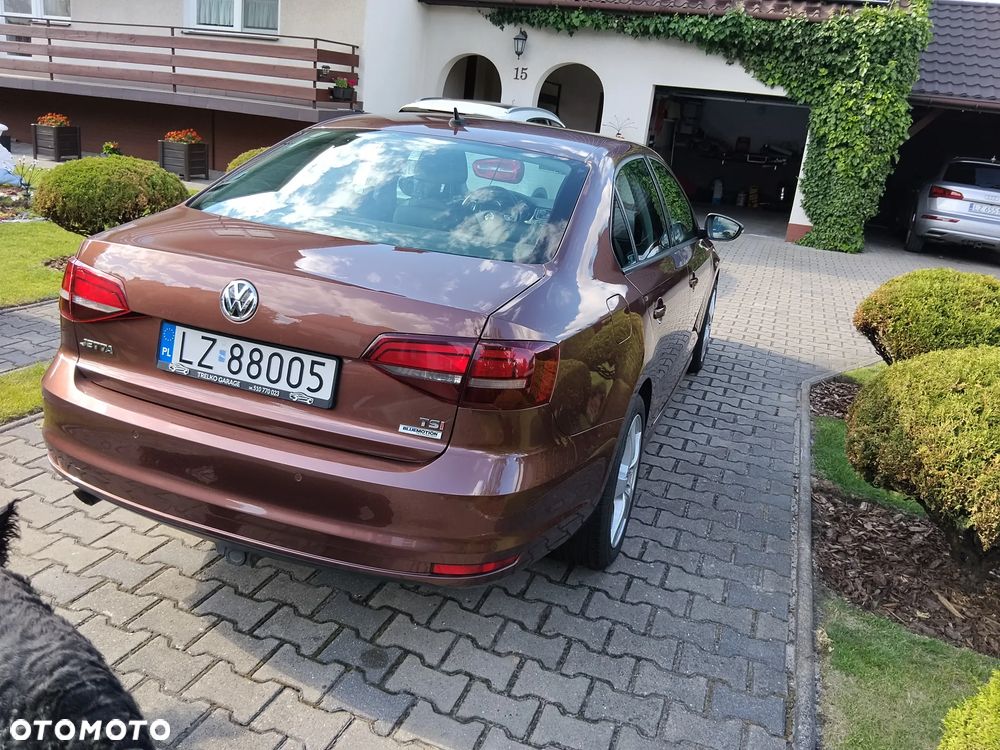Volkswagen Jetta 1.2 TSI BlueMotion Technology - 4