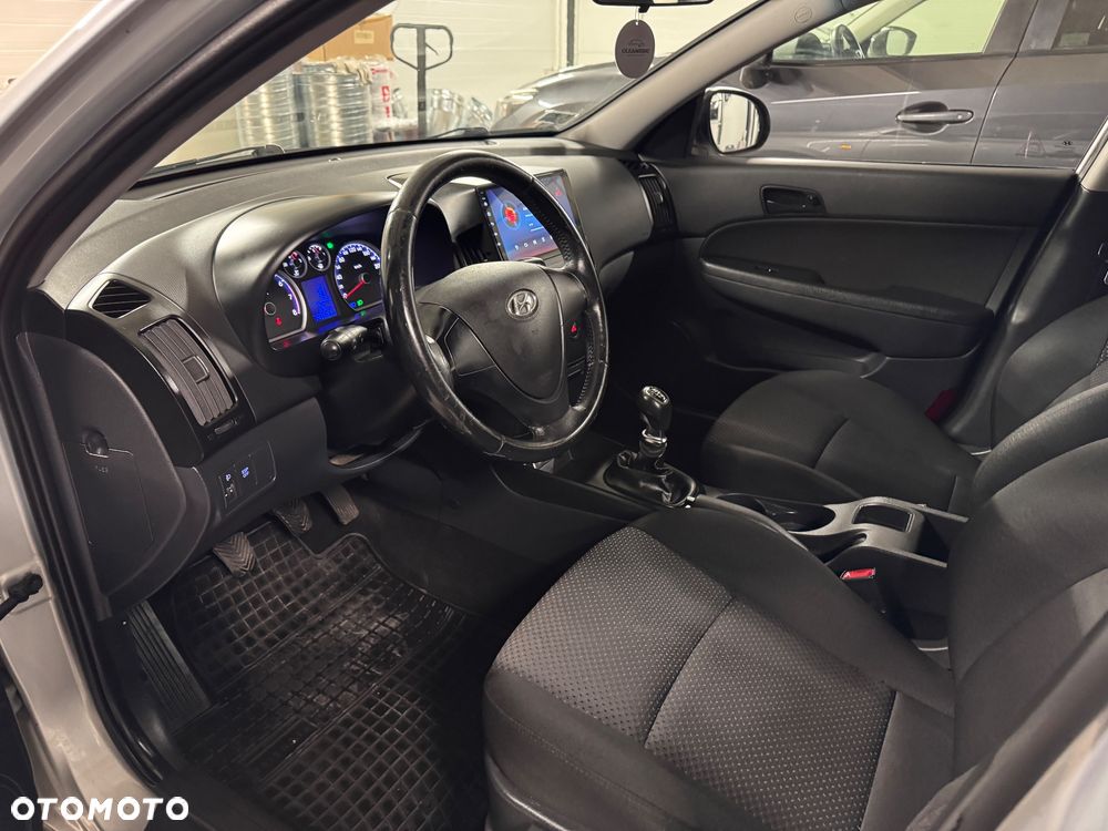 Hyundai i30 1.4 Comfort - 10