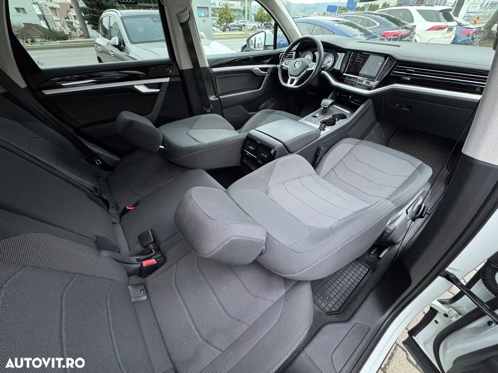 Volkswagen Touareg 3.0 V6 TDI 4Motion DPF Automatik - 9