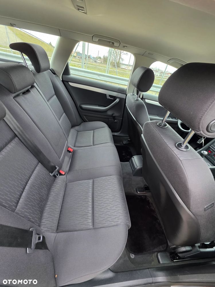 Audi A4 Avant 2.0 TDI DPF - 16