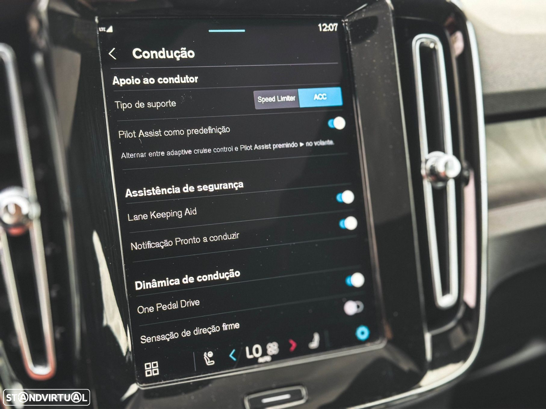 Volvo C40 Recharge Twin Motor Ultimate - 22