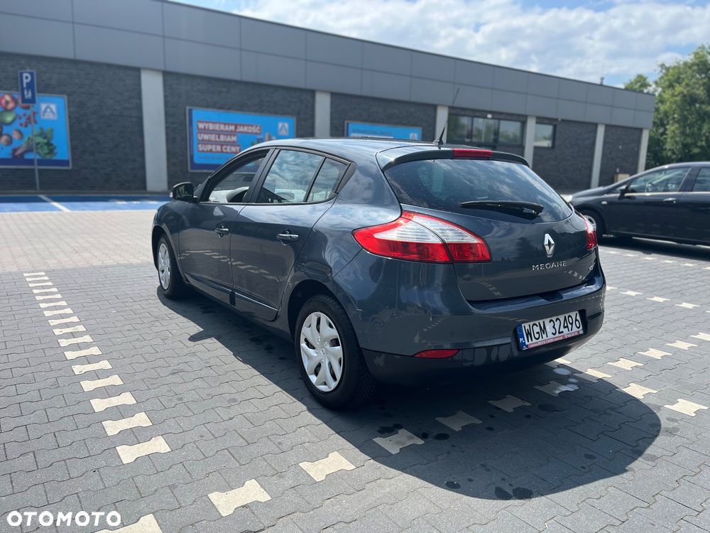 Renault Megane 1.5 dCi Energy Life EU6 - 5