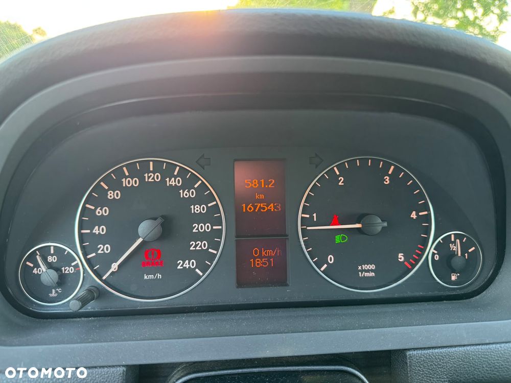 Mercedes-Benz Klasa A 180 CDI - 8