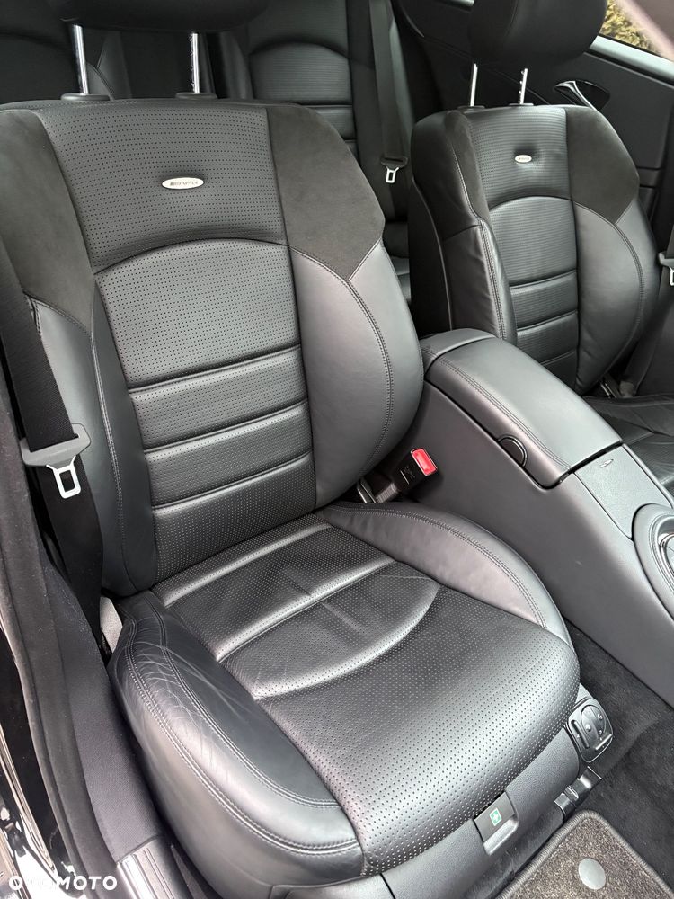 Mercedes-Benz CLS - 12