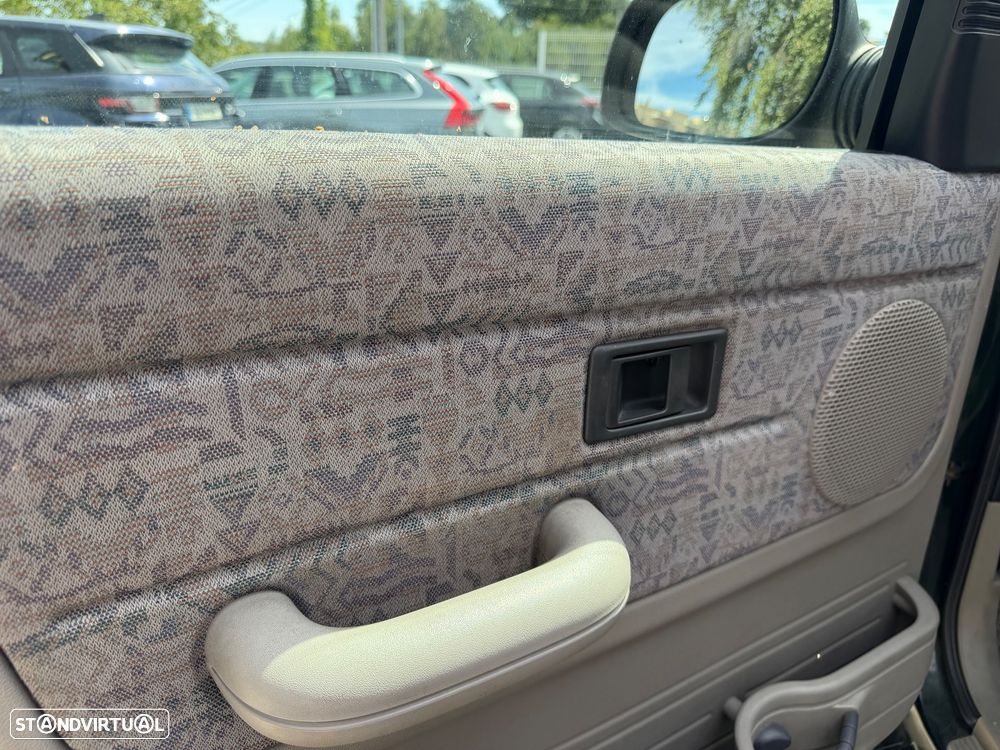 Land Rover Freelander 2.0 di - 6
