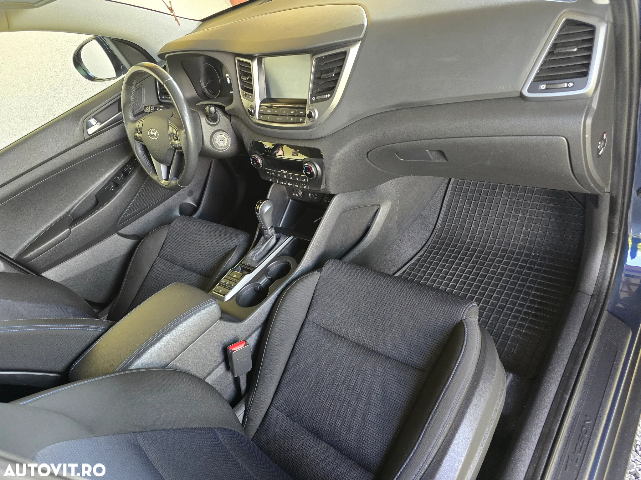 Hyundai Tucson blue 1.7 CRDi 2WD DCT Advantage - 6