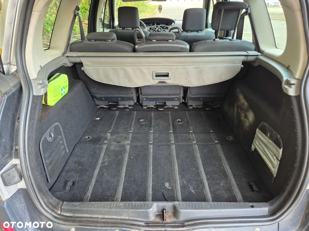 Renault Grand Scenic - 6