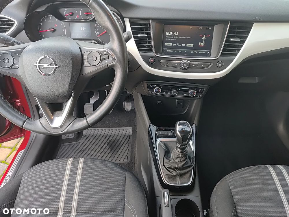 Opel Crossland X - 18