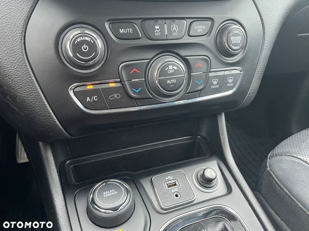 Jeep Cherokee 2.2 MJD Active Drive I Limited - 25