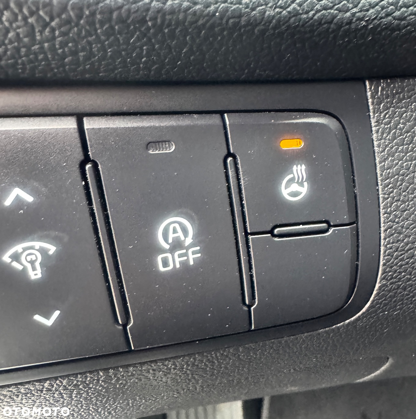 Kia Ceed 1.6 CRDi 128 Fifa World Cup Edition - 24