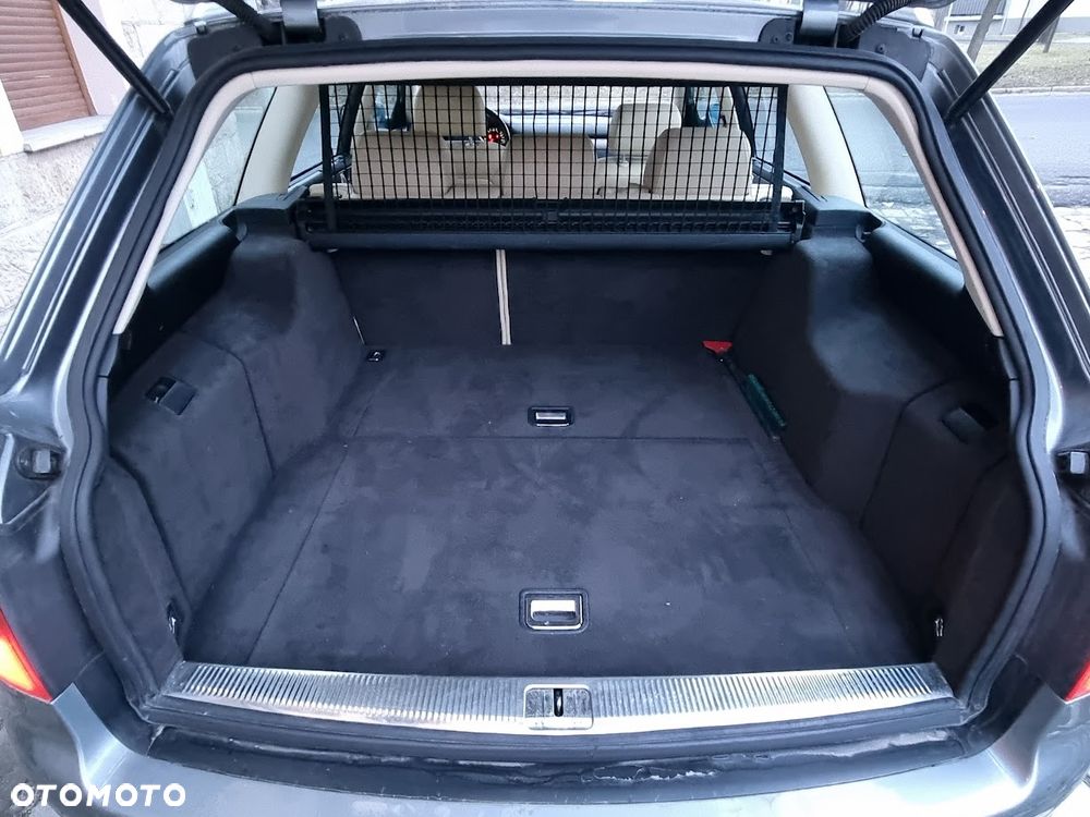 Audi A6 Avant 2.8 30V - 10