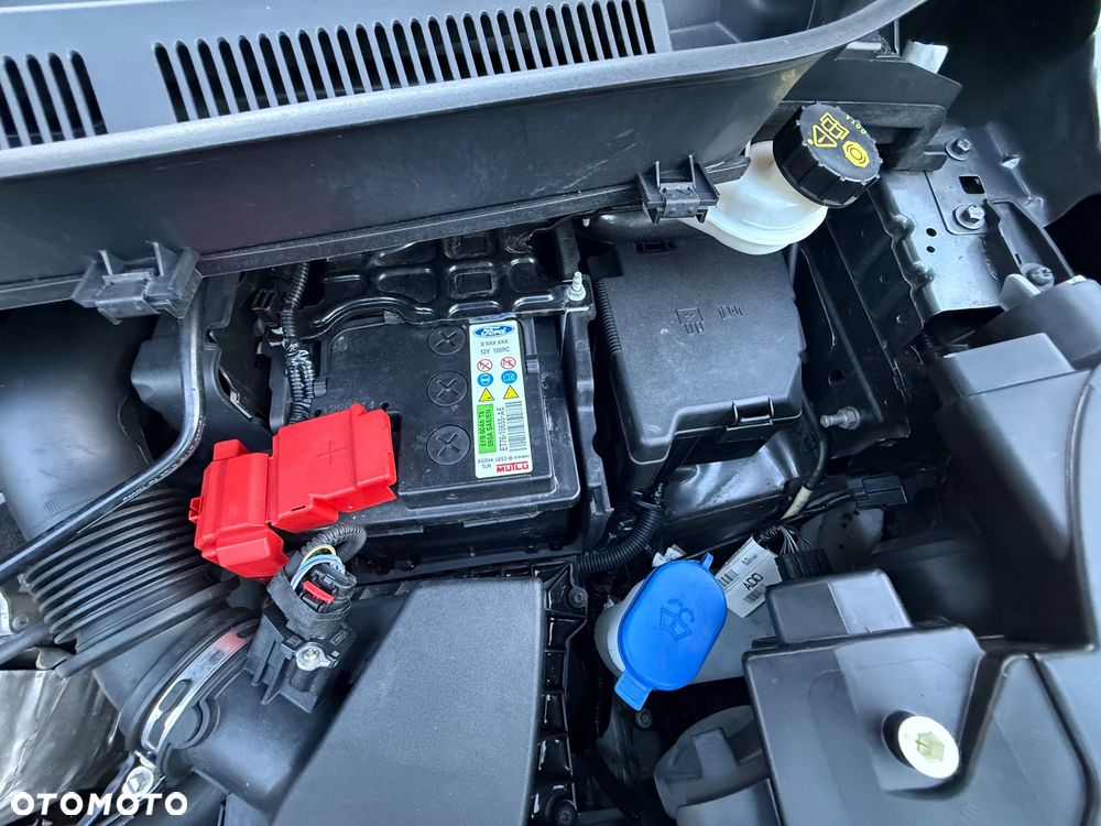 Ford Courier - 29