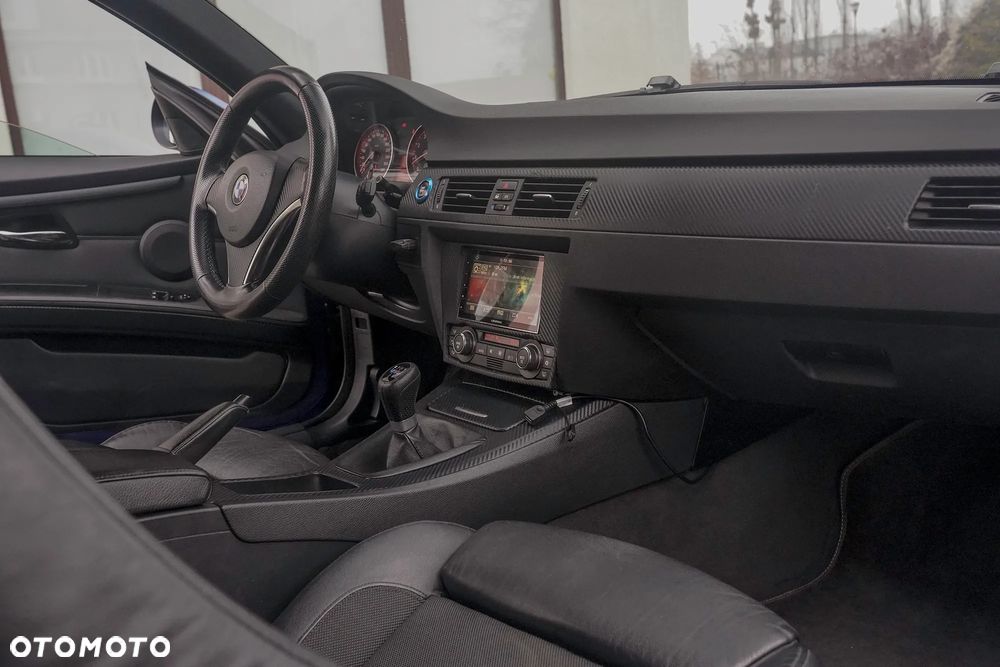 BMW Seria 3 325i - 27