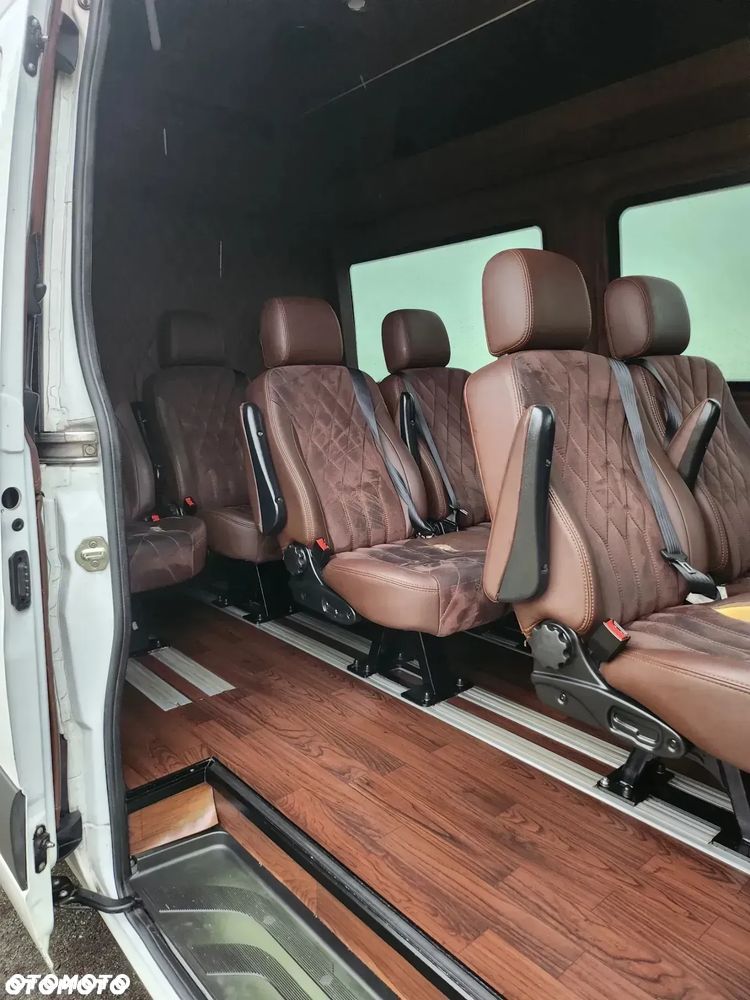 Mercedes-Benz Sprinter - 7