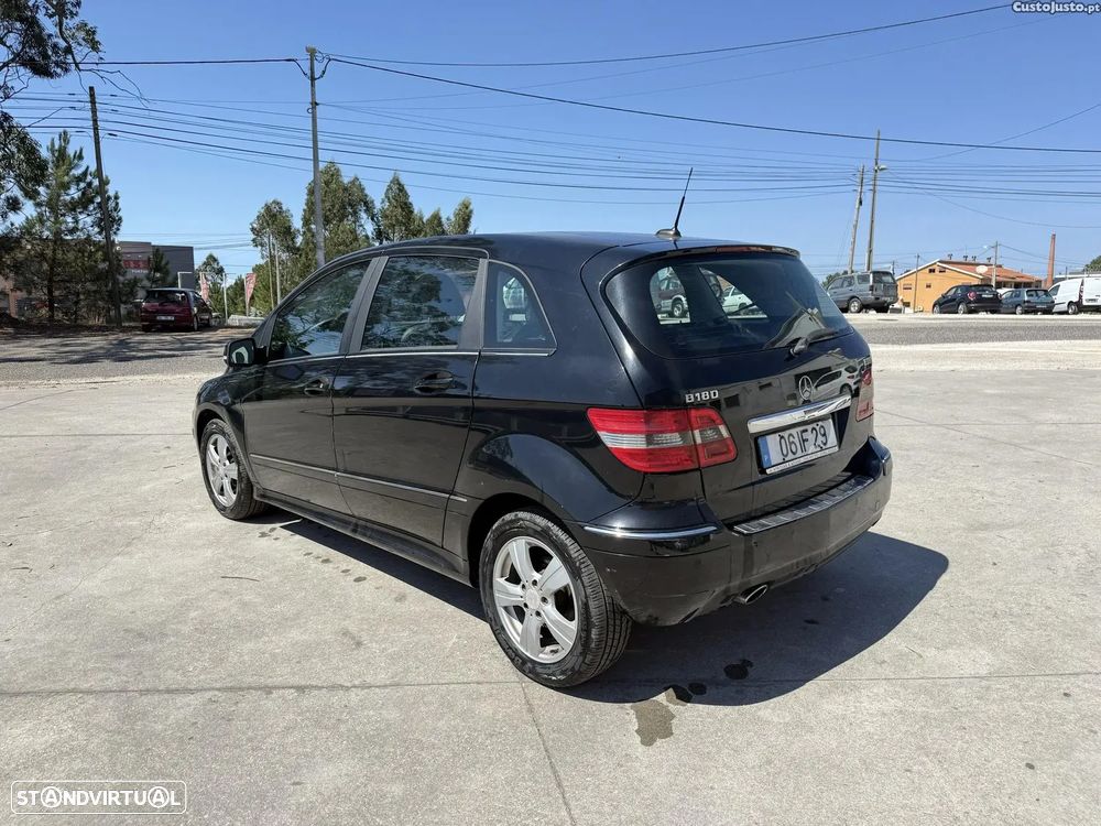 Mercedes-Benz B 180 CDI - 14