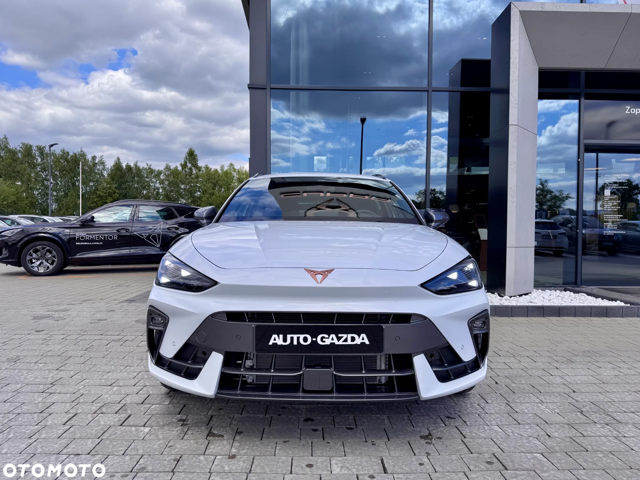Cupra Leon Sportstourer - 2
