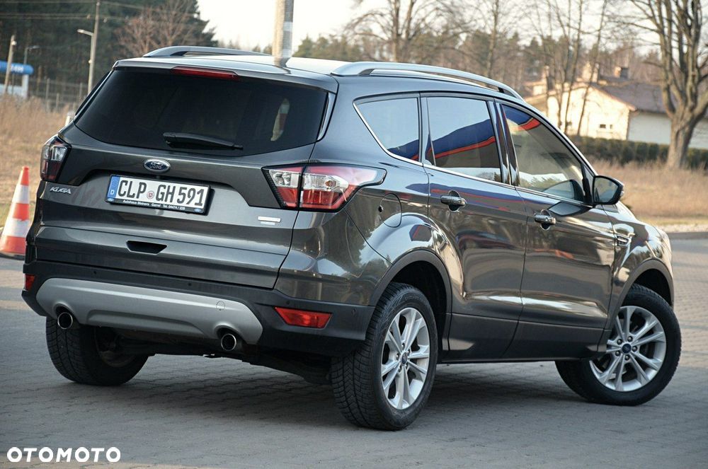 Ford Kuga - 10