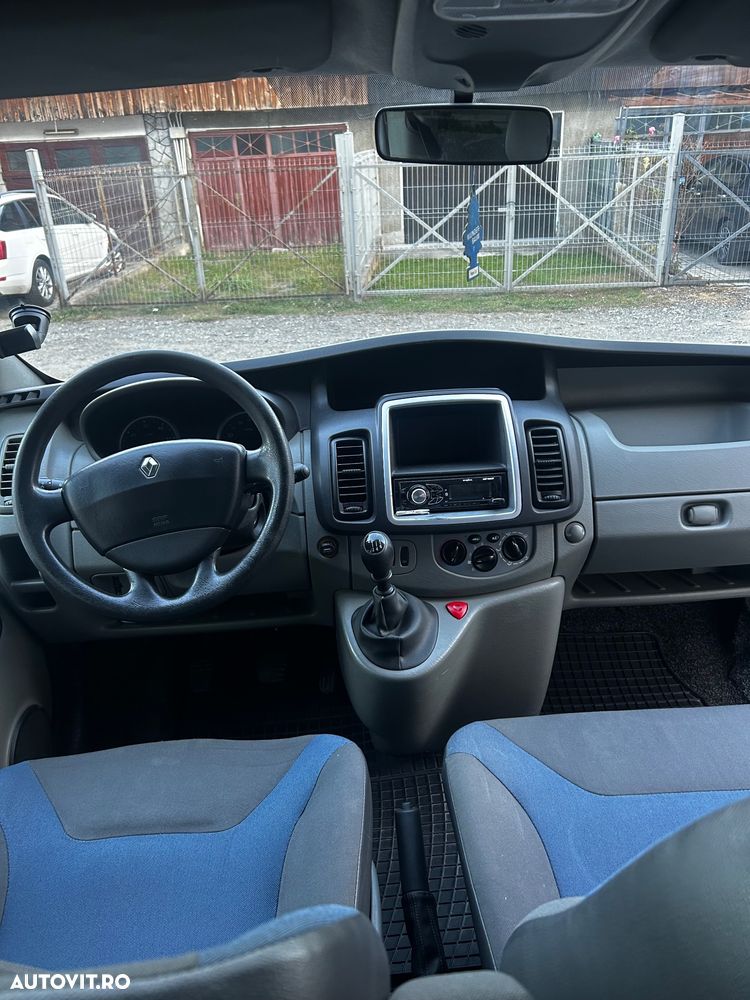 Renault Trafic - 11