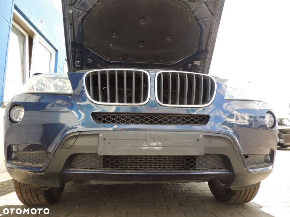 Zderzak przód BMW X3 F25 '12 Uszkodzony - 2