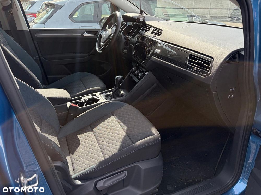 Volkswagen Touran 2.0 TDI SCR DSG IQ.DRIVE - 24