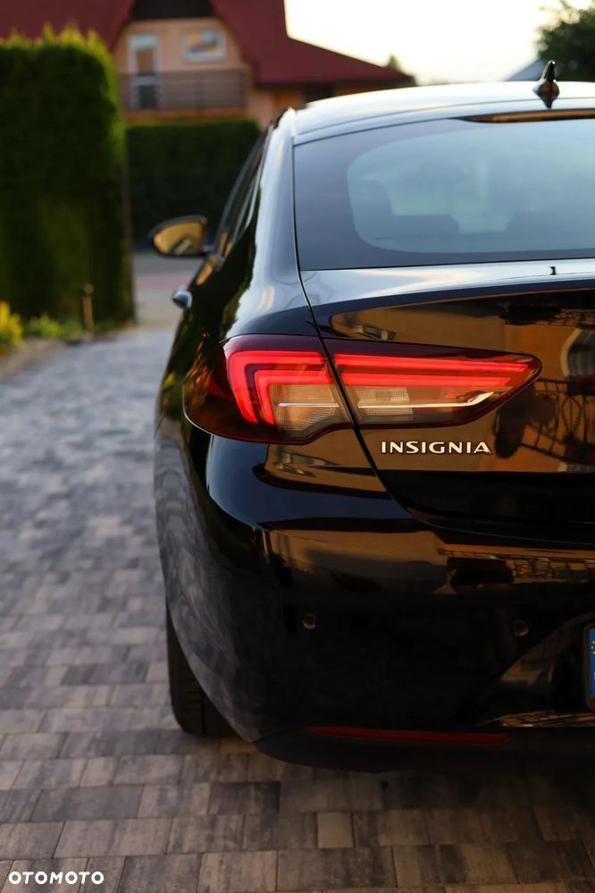 Opel Insignia 1.5 T Enjoy S&S - 25