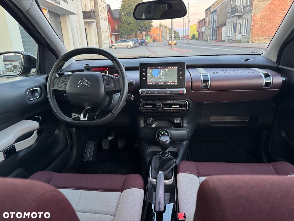 Citroën C4 Cactus 1.2 PureTech Shine S&S - 32