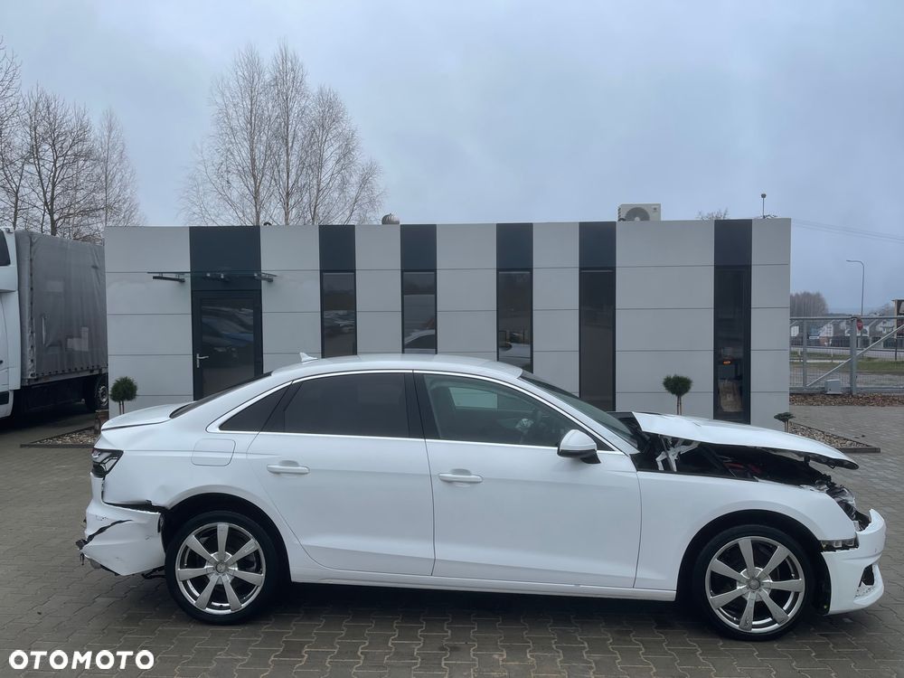 Audi A4 Limousine - 5