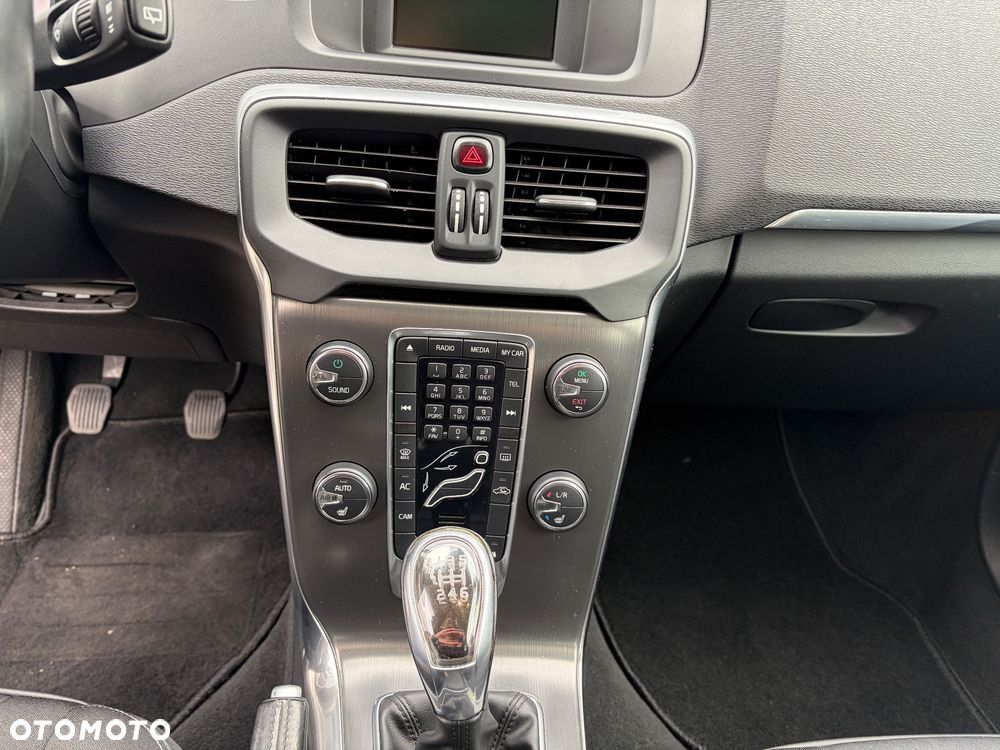 Volvo V40 T3 Kinetic - 10