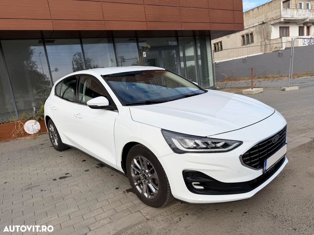 Ford Focus - 8