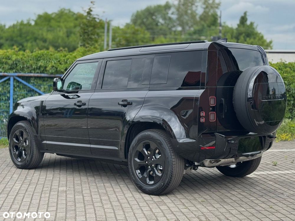 Land Rover Defender - 3