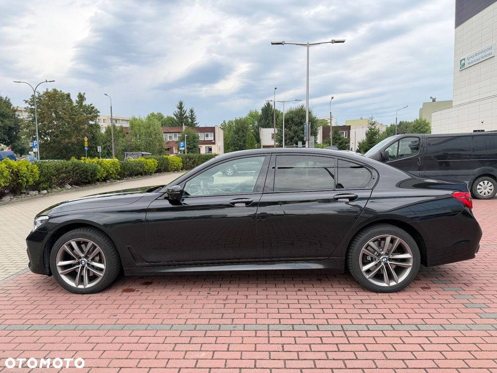 BMW Seria 7 740d xDrive - 9