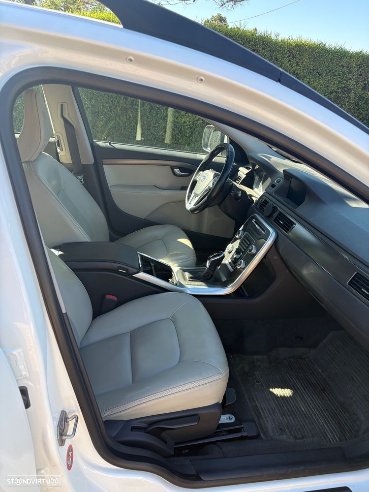 Volvo XC 70 - 6