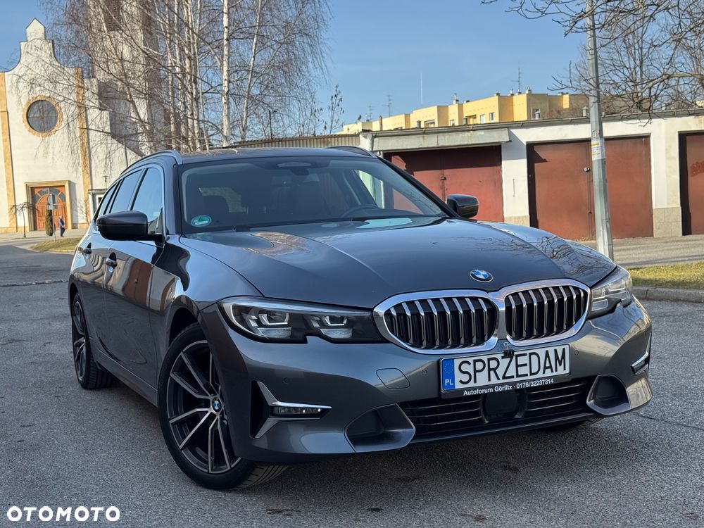 BMW Seria 3 320d Luxury Line - 11