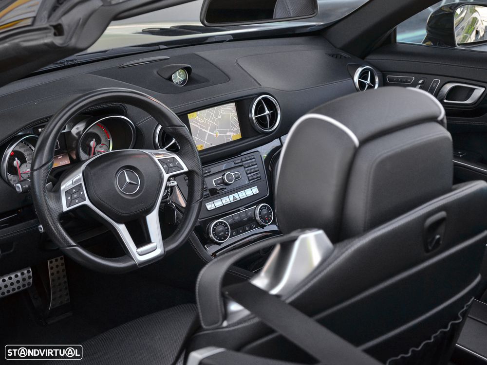 Mercedes-Benz SL 350 Standard - 33