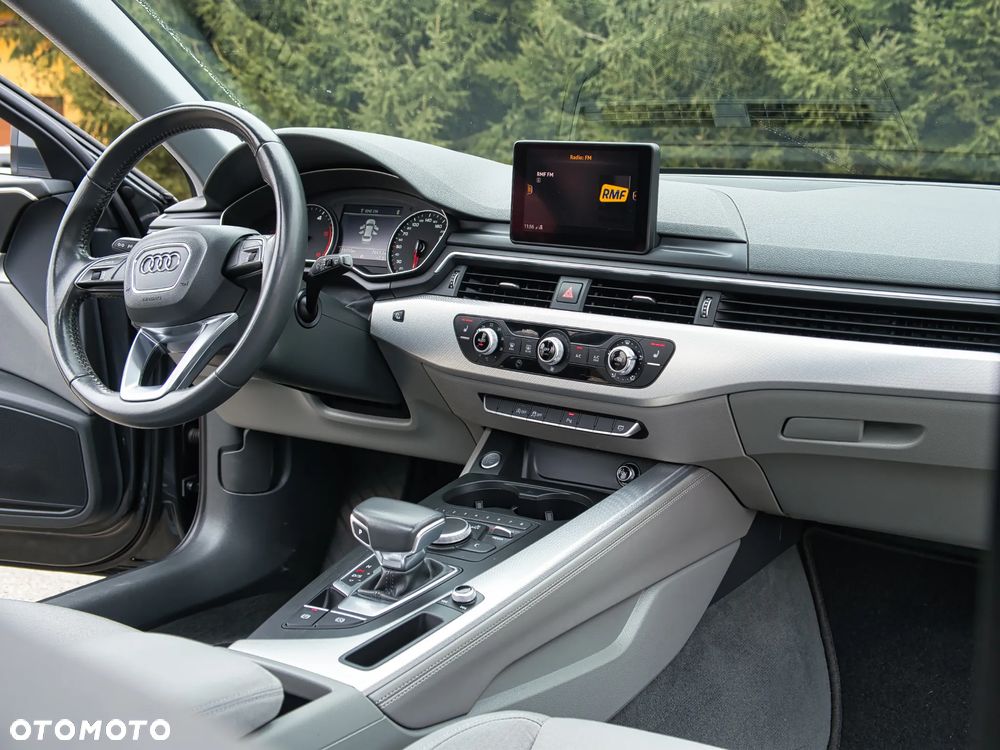 Audi A4 Avant 2.0 TDI Design S tronic - 22