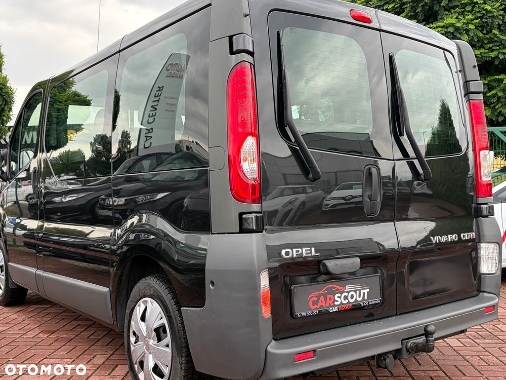 Opel Vivaro - 8