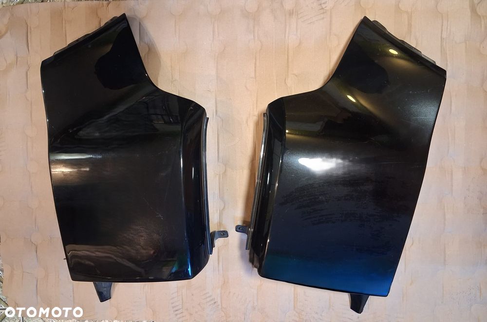 Narożnik zderzaka tył LAND ROVER EVOQUE I czarny -do założenia prawy lewy - 1