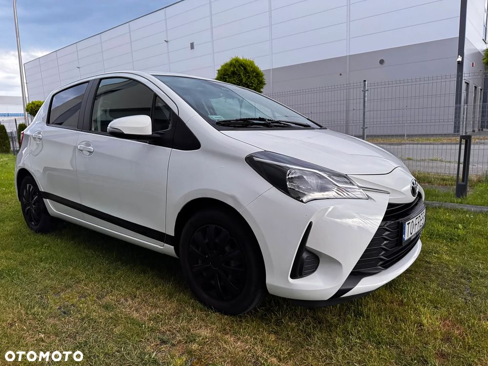 Toyota YARIS - 11