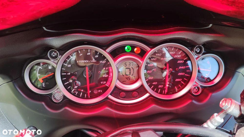 Suzuki Hayabusa - 9