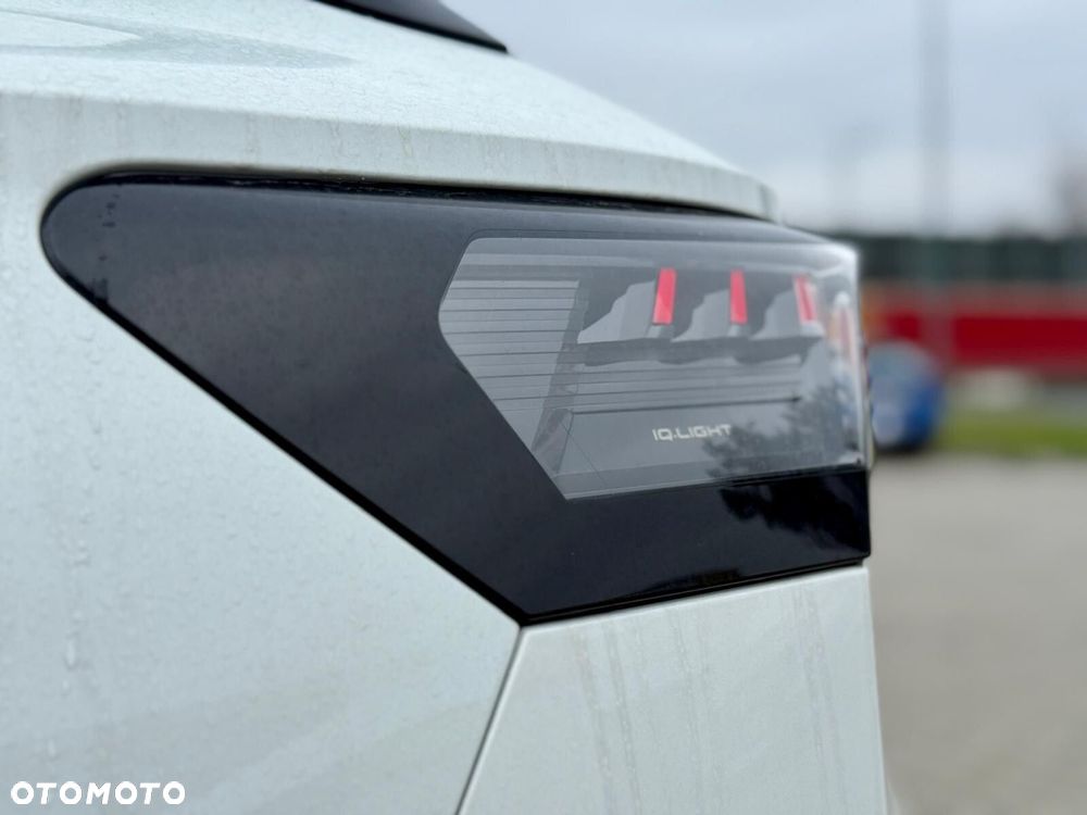 Volkswagen T-Roc 1.5 eTSI R-Line DSG - 2