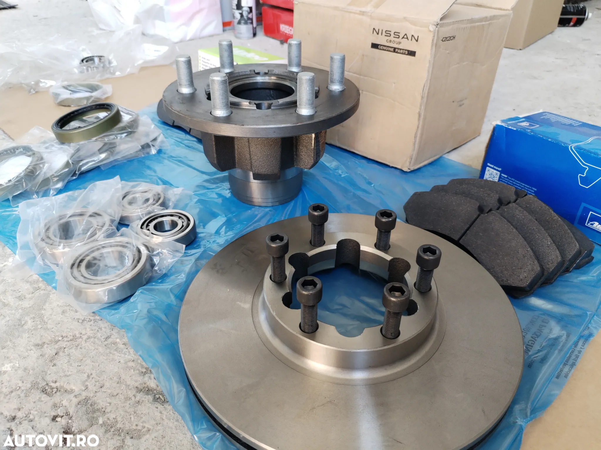 Butuc roata fata NISSAN ATLEON L35 ECO-T100 L35-09 EBRO L35-08 SEMERING ROATA RULMENTI DISC PLACUTE SURUBURI KIT PIVOTARE - 10