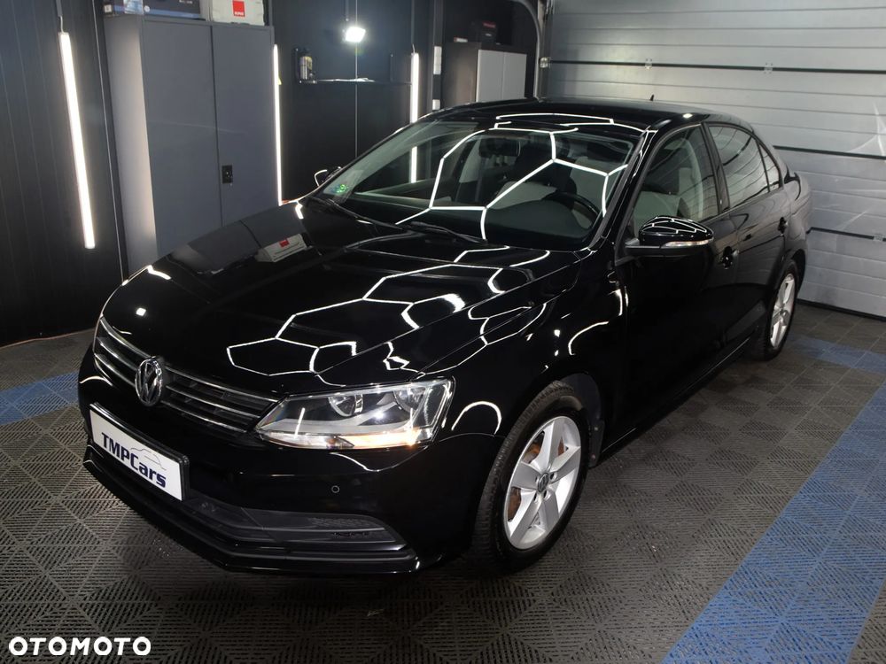 Volkswagen Jetta - 30