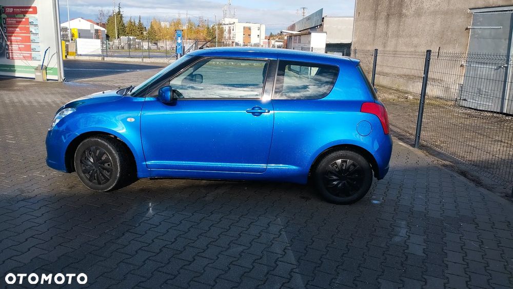 Suzuki Swift 1.3 Classic - 4