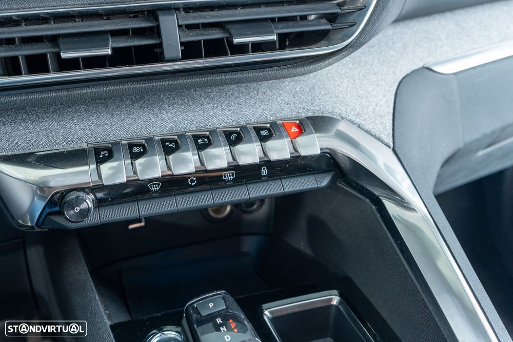 Peugeot 5008 1.2 PureTech Allure EAT8 - 20