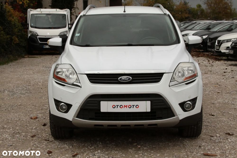 Ford Kuga 2.0 TDCi 2x4 Titanium - 4