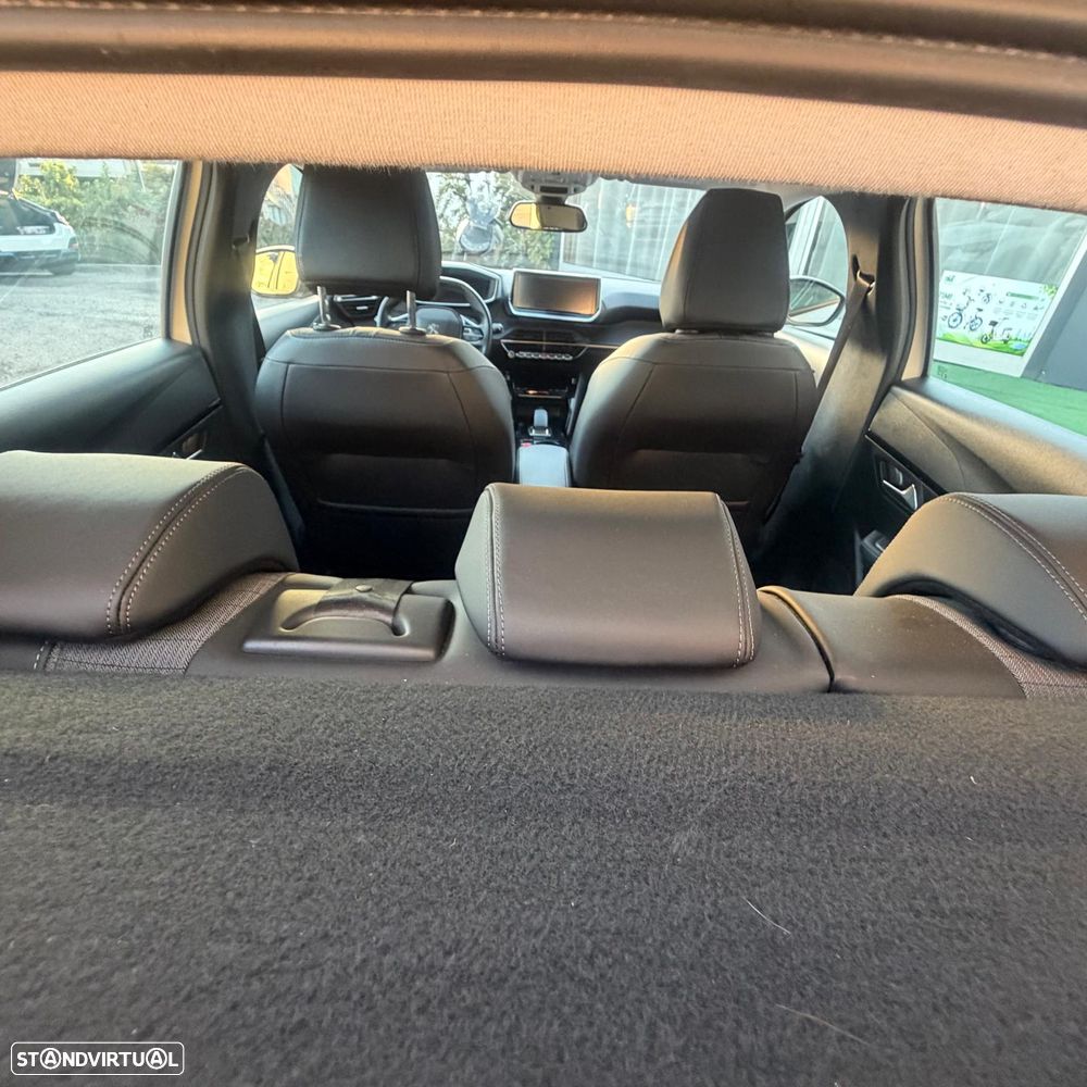 Peugeot e-208 Allure+ - 35